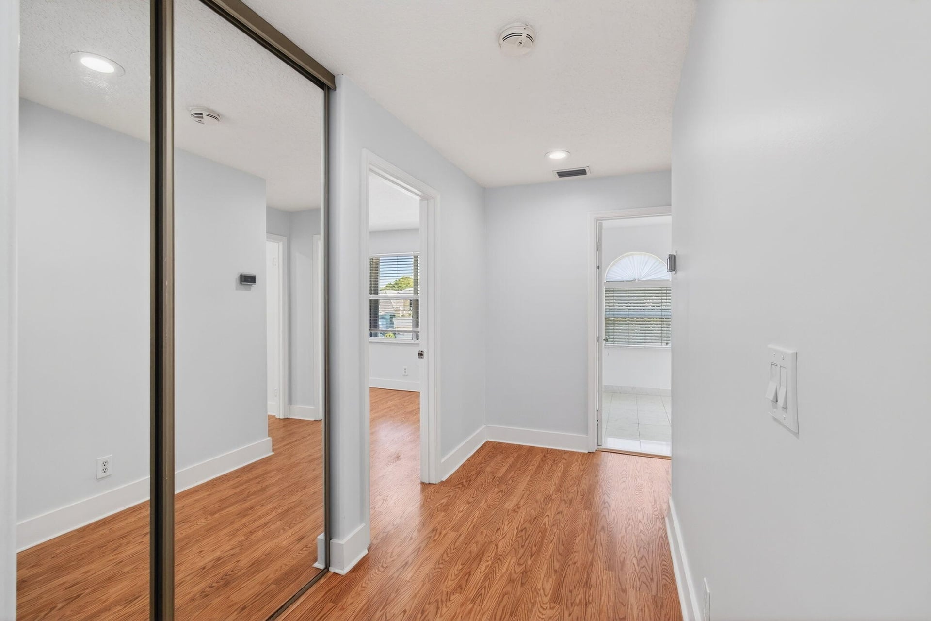 Residence photo 32
