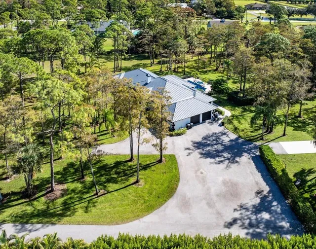Homeland Residence photo 4