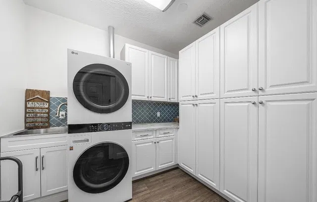 Homeland Residence photo 29