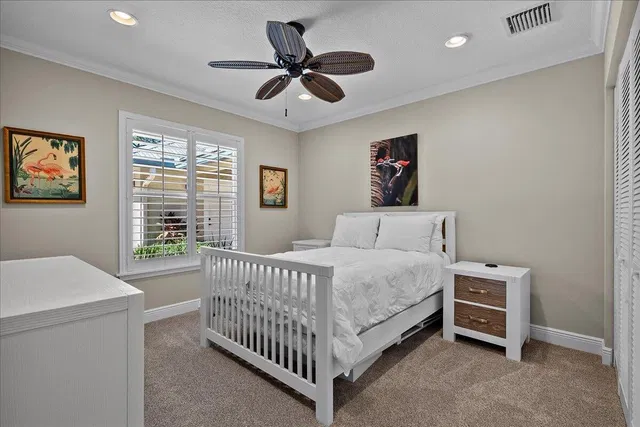 Residence photo 43