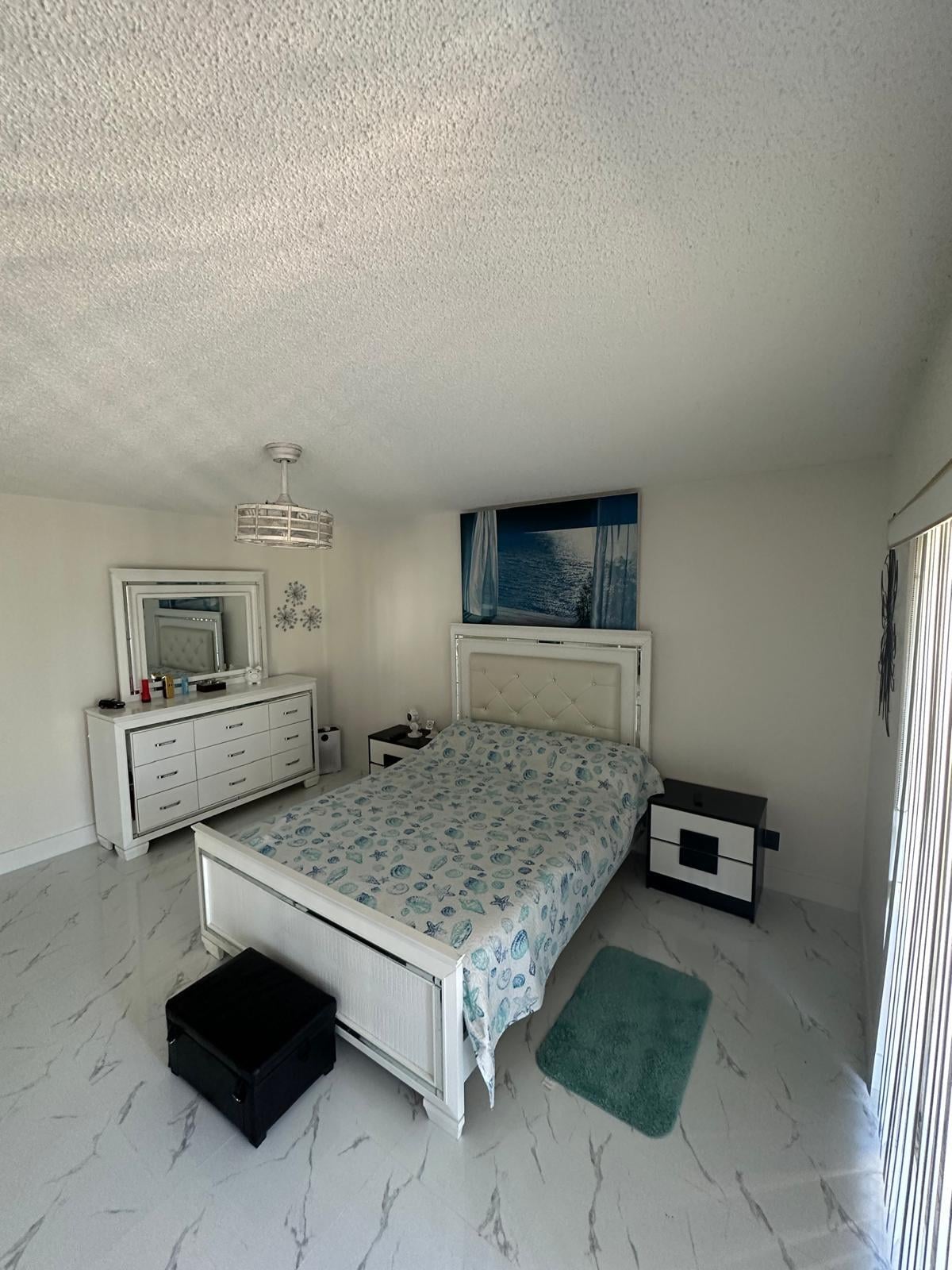 Residence photo 6