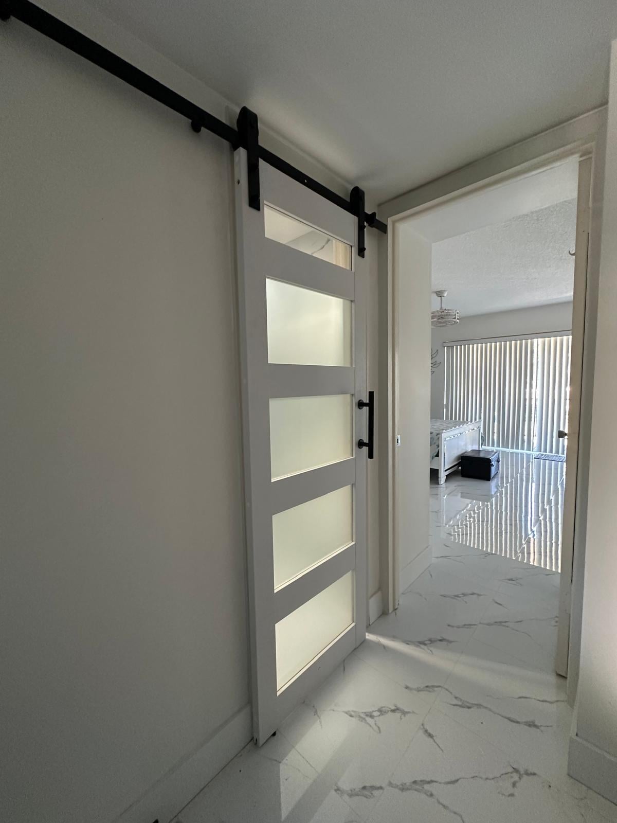 Residence photo 12