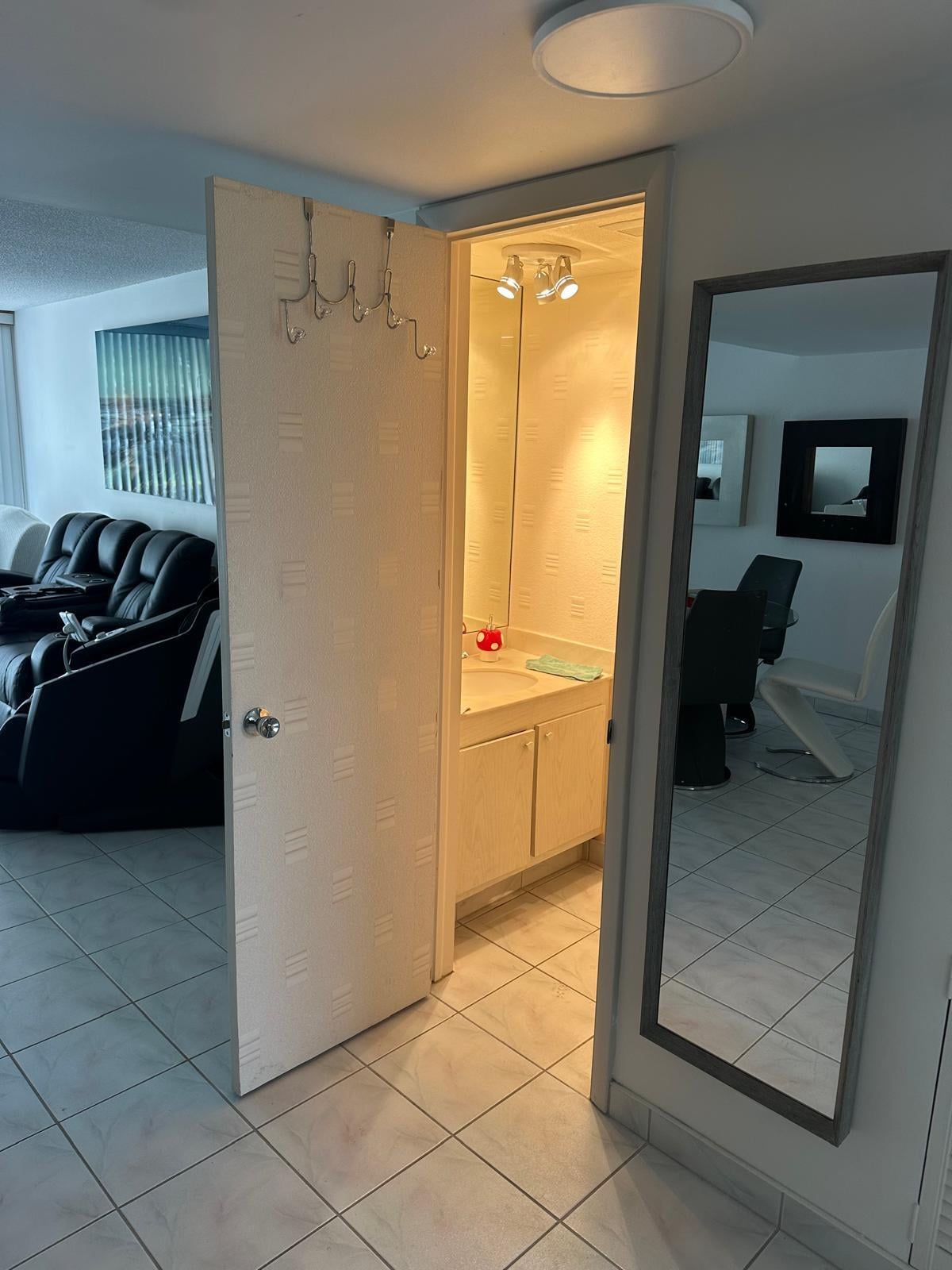 Residence photo 31