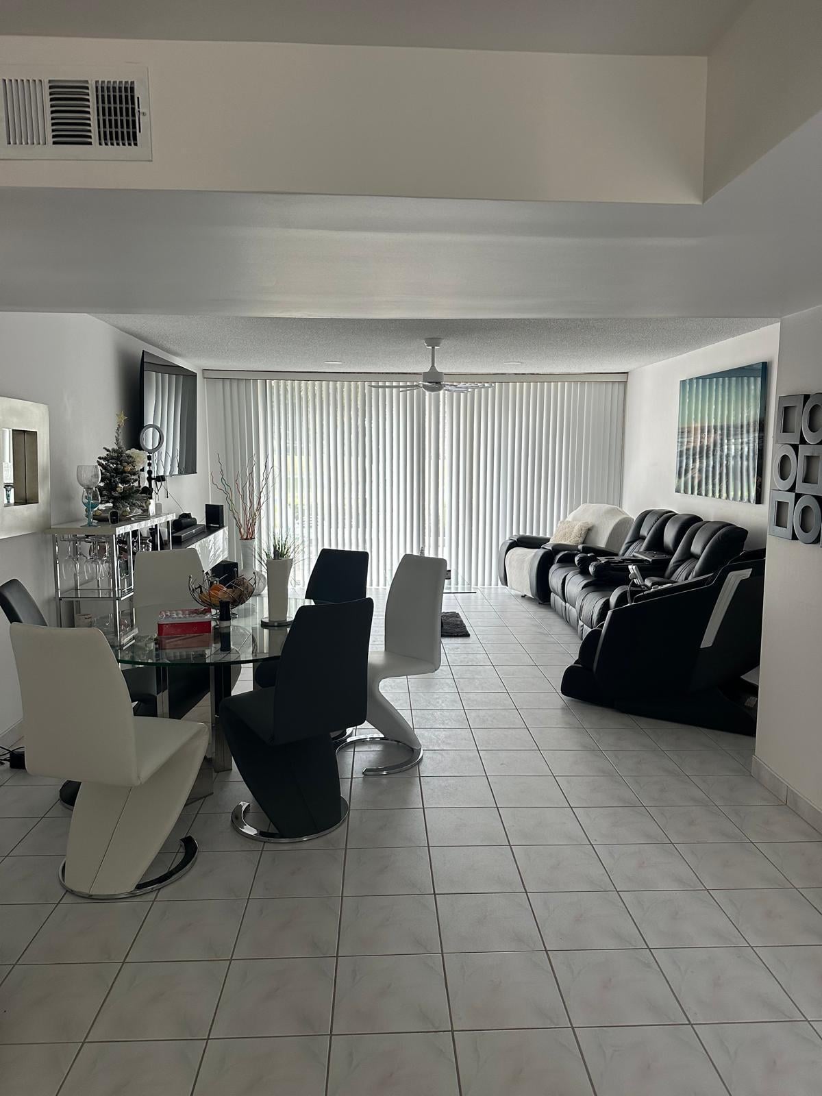 Residence photo 33