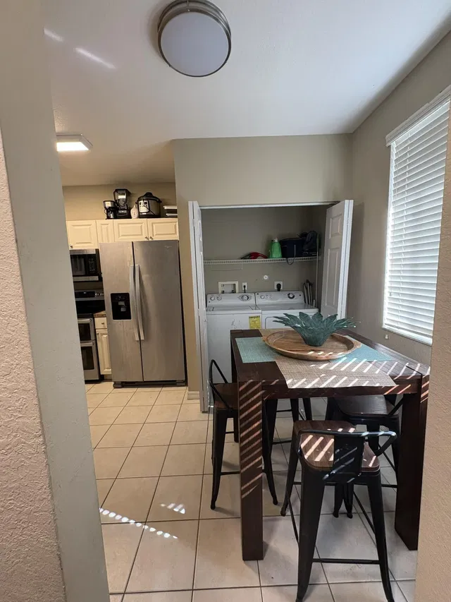  Residence photo 5