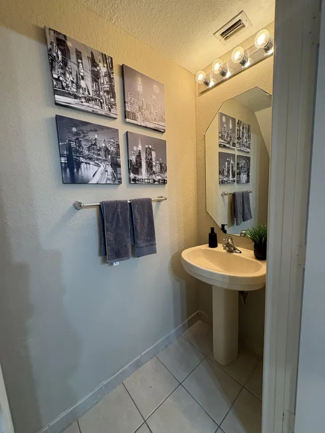  Residence photo 7