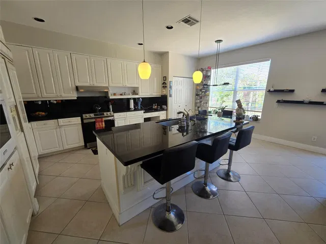 Residence photo 14