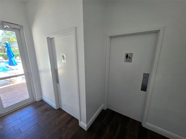 Residence photo 49