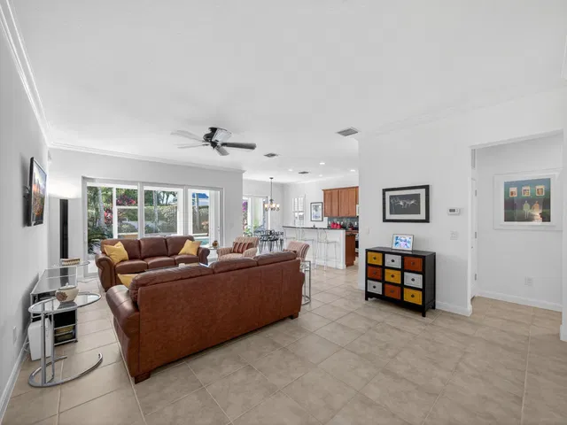 Mallory Creek Abacoa Residence photo 9