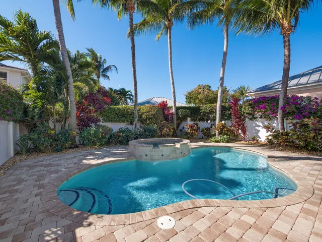 Mallory Creek Abacoa Residence photo 21