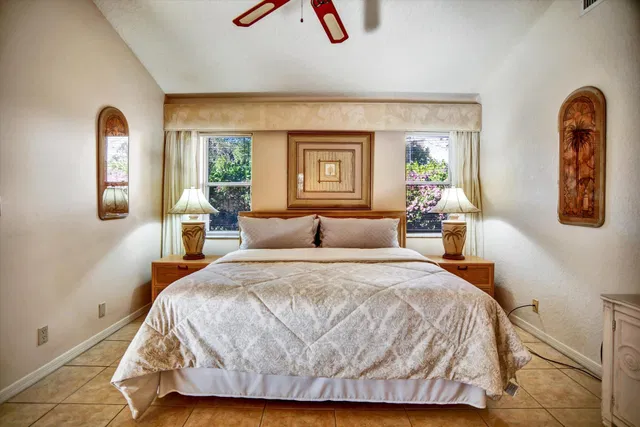 Residence photo 15