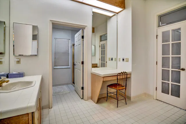 Residence photo 20