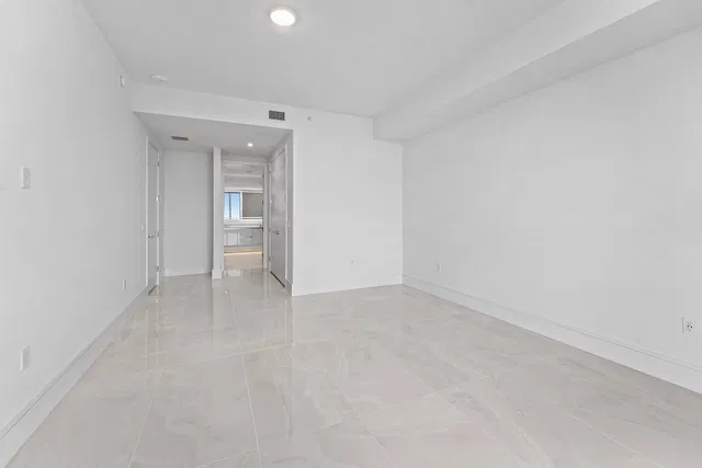 Nautilus 220 Unit 2005 photo 20
