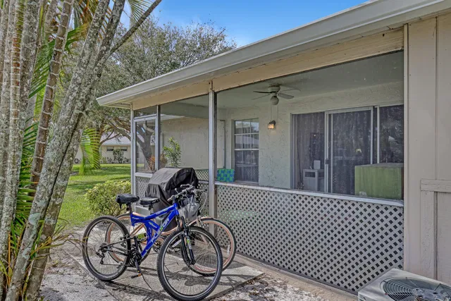  Residence photo 27