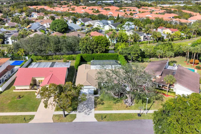 Residence photo 2