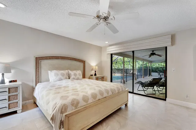 Residence photo 11