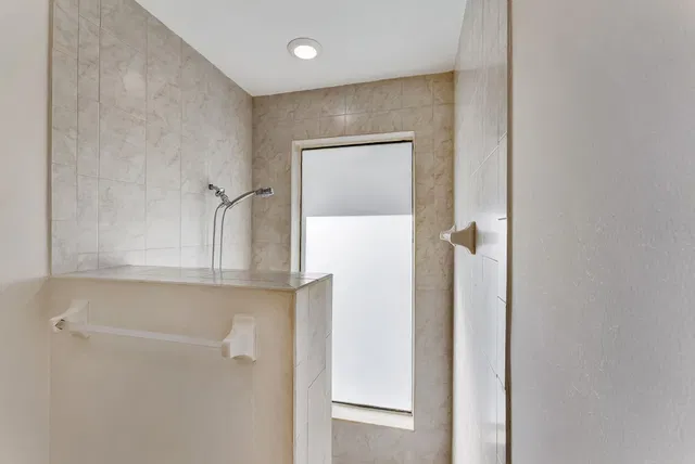 Residence photo 14