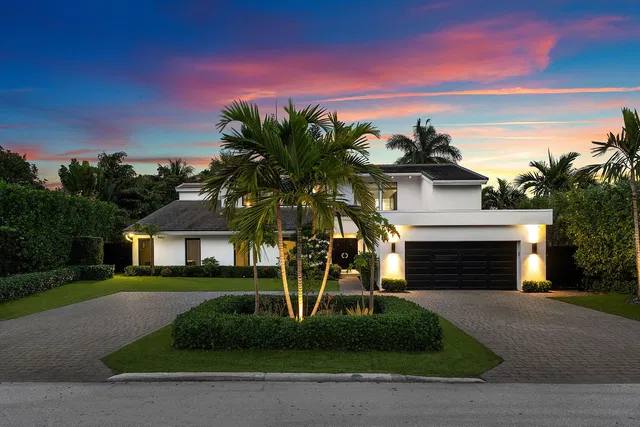 Royal Palm Yacht and Country Club Residence photo 3