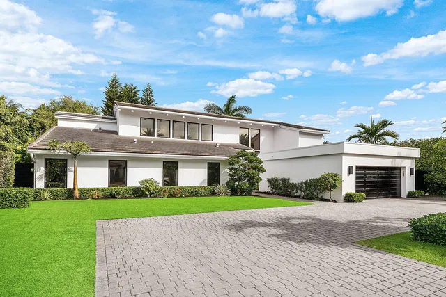 Royal Palm Yacht and Country Club Residence photo 5