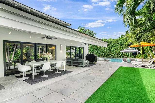 Royal Palm Yacht and Country Club Residence photo 28