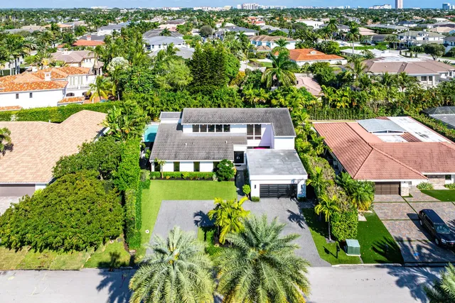 Royal Palm Yacht and Country Club Residence photo 61