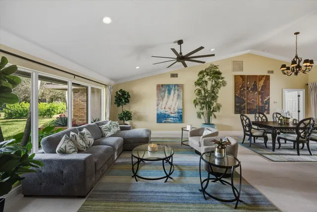 Paddock Park Residence photo 58