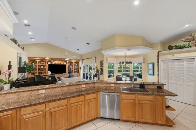 Paddock Park Residence photo 14