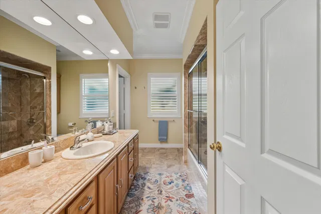 Paddock Park Residence photo 36