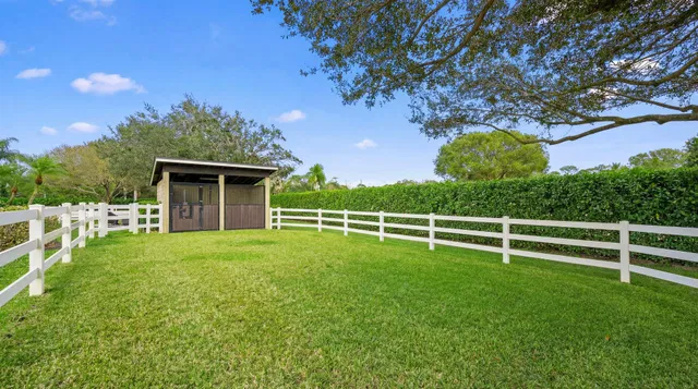 Paddock Park Residence photo 67