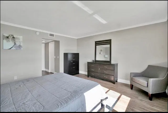  Unit 102 photo 11