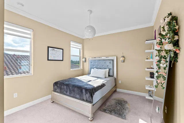 Residence photo 31
