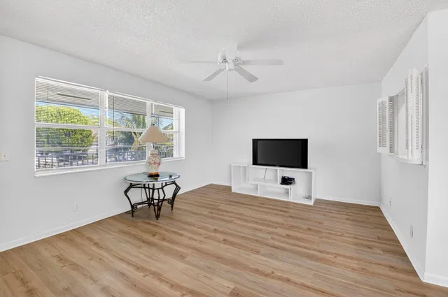  Unit 205 photo 15