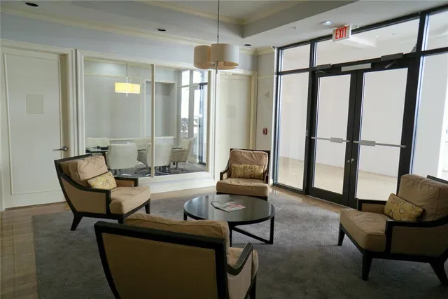 233 S Federal Boca Unit 401 photo 23