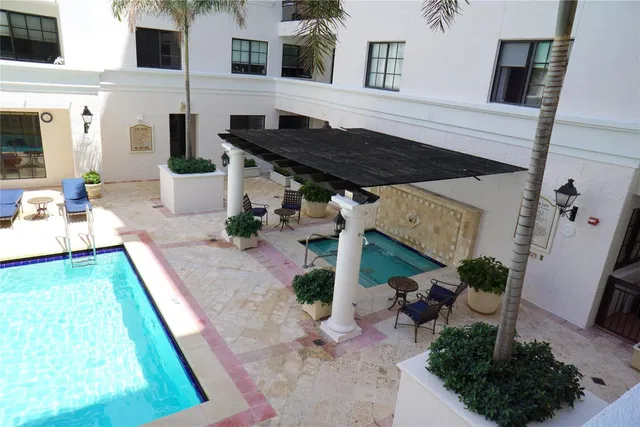 233 S Federal Boca Unit 401 photo 25