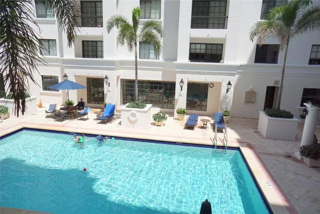 233 S Federal Boca Unit 401 photo 26