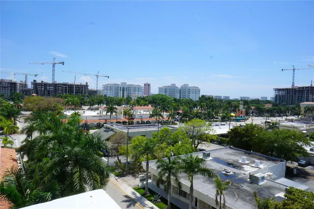 233 S Federal Boca Unit 401 photo 38