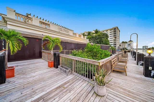 Downtown Delray Beach Unit 22 photo 8