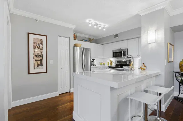 The Tower Condominium at Cityplace Unit 309 photo 6