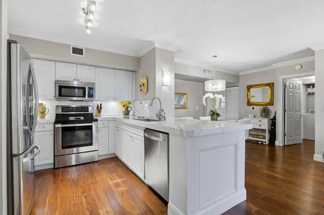 The Tower Condominium at Cityplace Unit 309 photo 7
