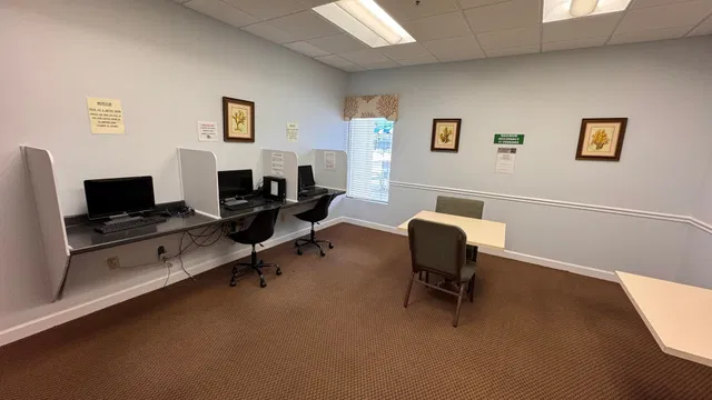 Unit 4090 photo 35