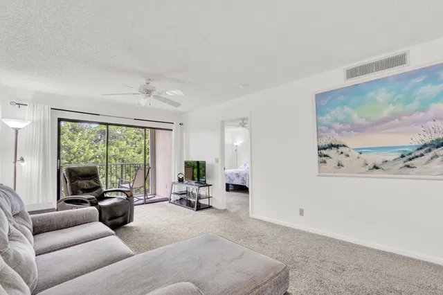 Singer Island Unit 205 photo 12