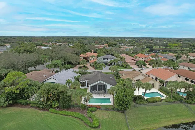 Frenchman's Creek Residence photo 31