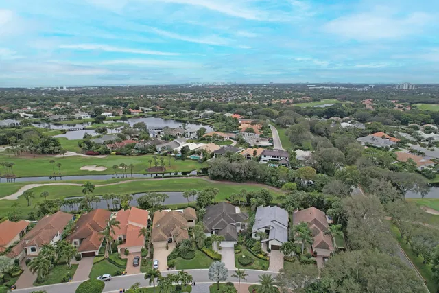 Frenchman's Creek Residence photo 38