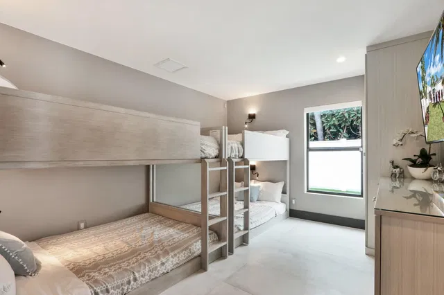 Residence photo 44