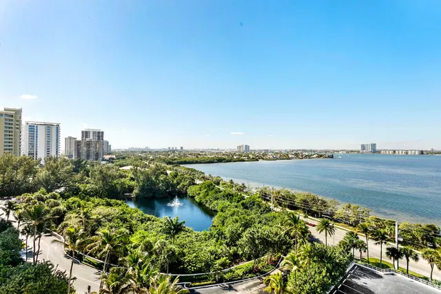 Singer Island Unit 9d photo 14