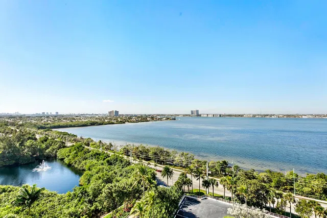 Singer Island Unit 9d photo 16