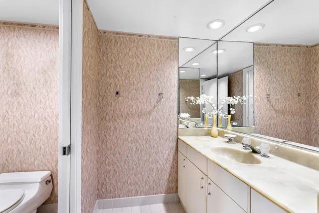 Singer Island Unit 9d photo 25