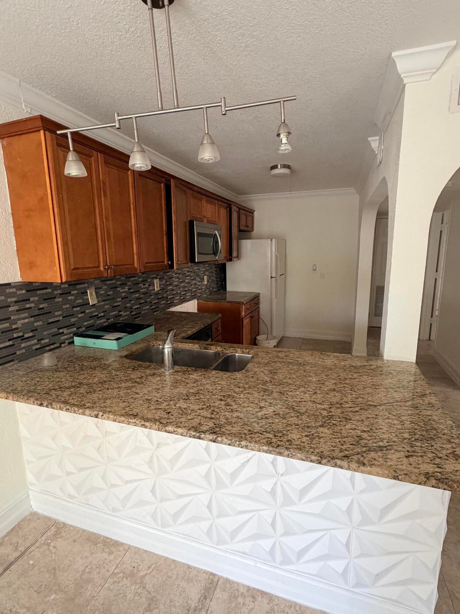 West Palm Beach Residence photo 6