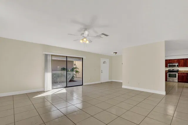 Residence photo 7