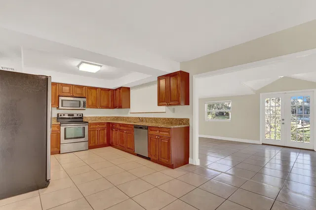 Residence photo 14